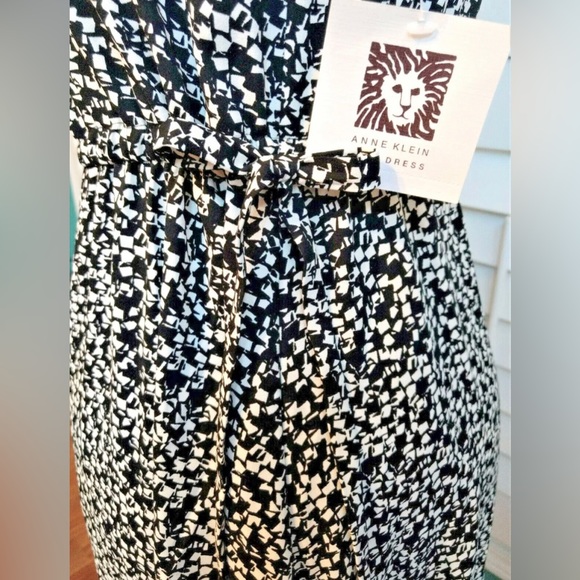 Anne Klein dress size 6 - Picture 9 of 11